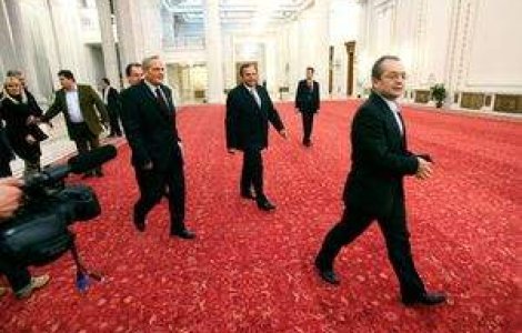 Boc acuza PNL de un deficit bugetar record