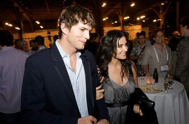 Demi Moore este bisexuala?