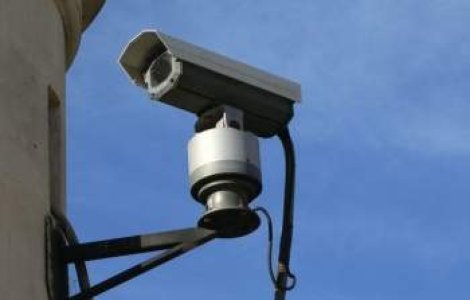 Ce idei mai au hotii romani?