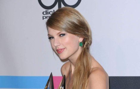 Castigatorii premiilor AMA 2011