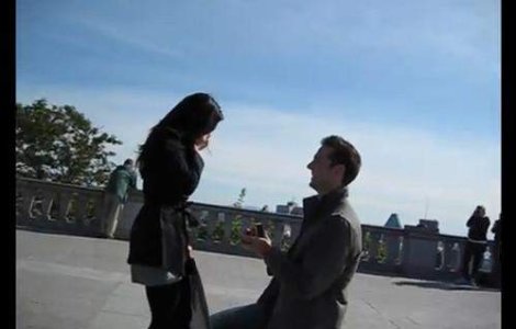  Video  Cea mai frumoasa cerere in casatorie?