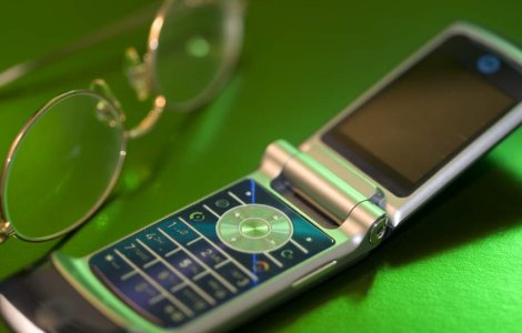 Pakistan: "Iisus Hristos", interzis in sms-uri