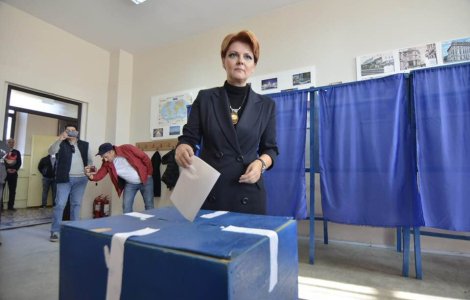Lia Olguta Vasilescu, la referendum: Sper din tot sufletul sa intrunim astazi pragul