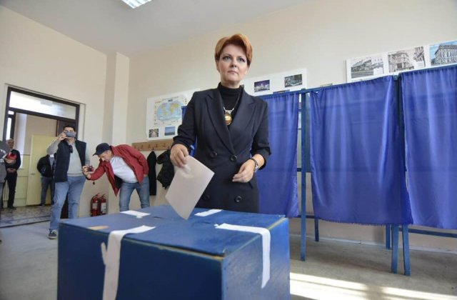 Lia Olguta Vasilescu, la referendum: Sper din tot sufletul sa intrunim astazi pragul