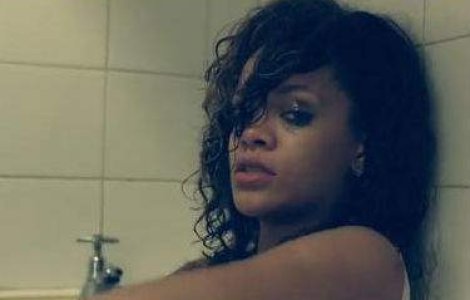 Rihanna, interzisa in Franta