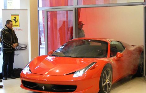 Ferrari 458 Spider a fost lansat in Romania