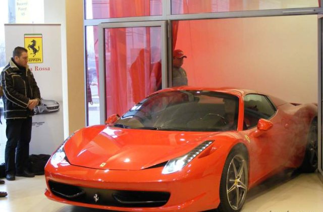 Ferrari 458 Spider a fost lansat in Romania