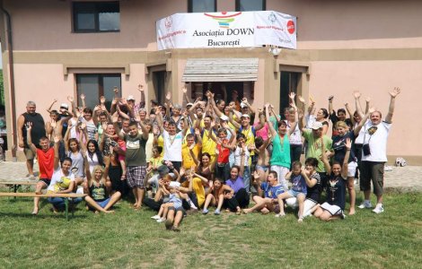 Ajuta-l pe Mos Craciun sa imparta vise copiilor cu sindrom Down