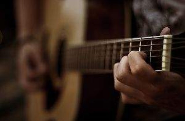 Top 5 cei mai buni chitaristi din istorie