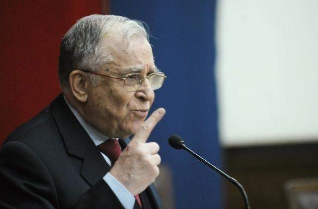Ion Iliescu a fost externat de la Spitalul Elias