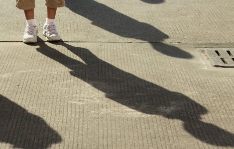 Un barbat este acuzat ca si-a violat copilul pe care il are cu propria sora