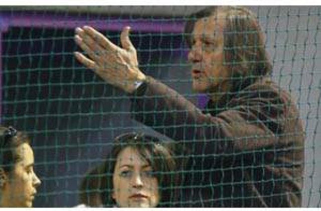 Ilie Nastase nu mai vrea sa auda de Federatia de Tenis