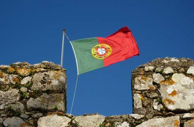 Portugalia, aruncata la "gunoi" de Fitch