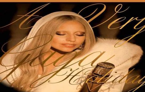  Video  Lady GaGa se da pe colinde