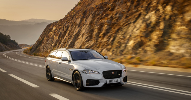 Jaguar XF, lux si performanta cu consum mic