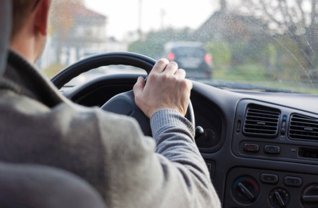 Proiect de lege: suspendarea permisului pentru consum de alcool ar putea fi inlocuita cu 6 luni de condus cu un dispozitiv de detectare a alcoolului