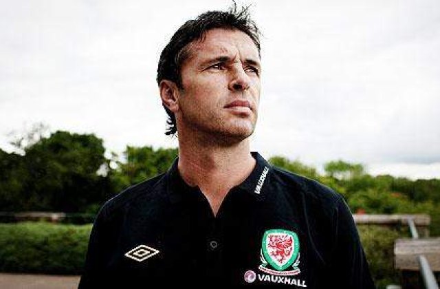 Antrenorul Tarii Galilor s-a sinucis