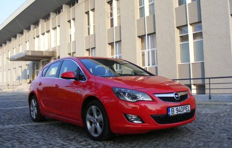 Drive test: Opel Astra 1.4 Turbo - Performante cu consum mic