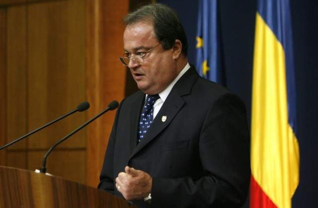 Blaga isi face planul pentru conducerea Senatului