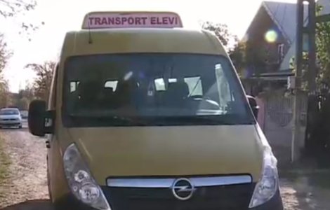 O fetita a murit calcata de microbuzul scolar