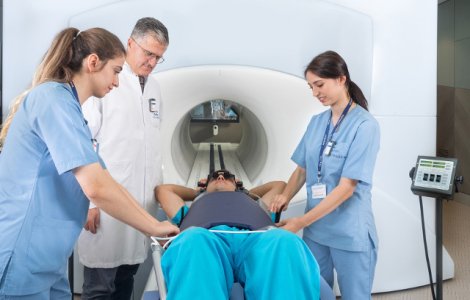 Radioterapia ghidata prin rezonanta magnetica, terapia revolutionara pentru pacientii cu cancer