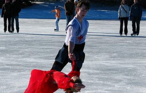 Se deschid patinoarele din Bucuresti