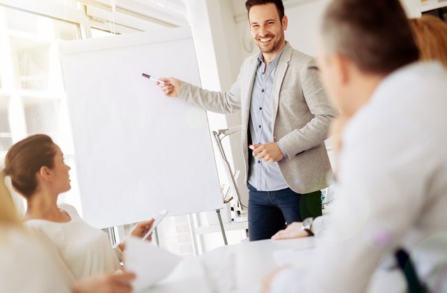 Cum sa tii prezentari mai bune la locul de munca: 5 sfaturi simple