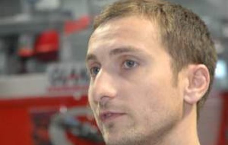 Dani spune ca s-ar insura cu Mihaela ca sa-si asigure viitorul