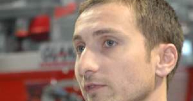 Dani spune ca s-ar insura cu Mihaela ca sa-si asigure viitorul