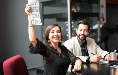  Top  10 povesti mai putin obisnuite ale unor oameni simpli care au castigat la loto