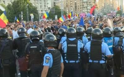 Colonelul Catalin Paraschiv,...