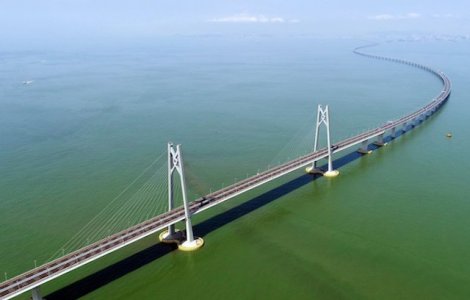 China a inaugurat cel mai mare pod maritim din lume, intre Hong Kong si continent / VIDEO