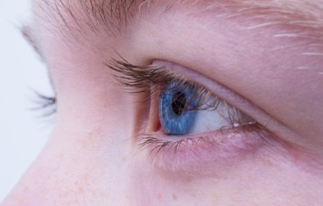 O terapie genica "revolutionara" a imbunatatit vederea unor pacienti cu risc de orbire