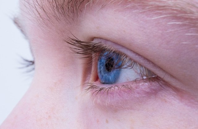 O terapie genica "revolutionara" a imbunatatit vederea unor pacienti cu risc de orbire