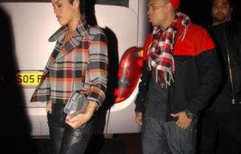 Chris Brown si-a cerut scuze