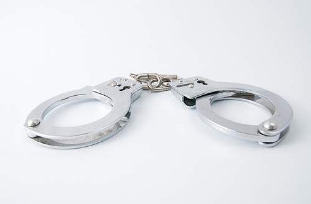 Agresorul baschetbalistului Chauncey Hardy, trims in judecata