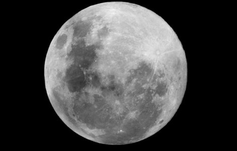 Eclipsa totala de Luna pe 10 decembrie