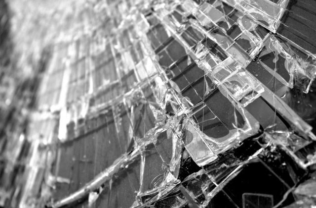 O persoana a murit si alte doua au fost ranite in urma unui accident rutier petrecut in Galati