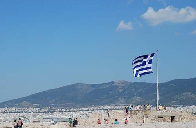 Grecia "taie in carne vie": Bugetul de austeritate pentru 2012 a fost adoptat