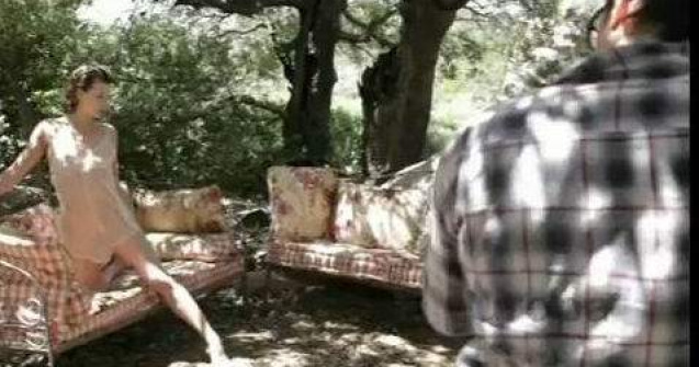 Arunca un ochi pe calendarul Pirelli 2012