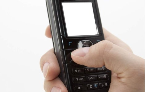 SMS-ul implineste 19 ani