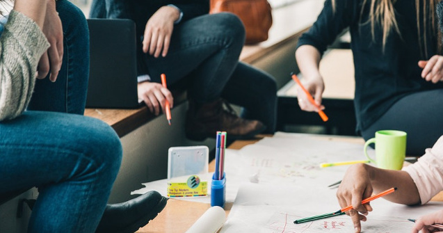 Studentii cer cresterea subventiei pentru masa si cazare in tabere