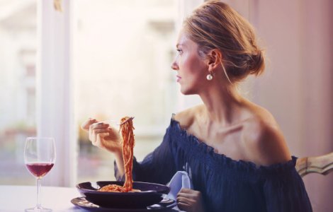  Top  Secrete culinare de top: 10 ingrediente simple care pot schimba total gustul preparatelor obisnuite