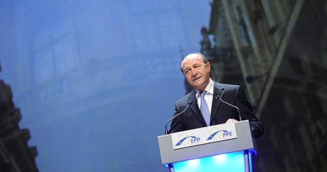Basescu: Prevederile legate de buget si deficit trebuie sa treaca in Constitutie