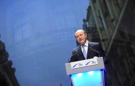 "Razboi TOTAL": Basescu evita produsele olandeze
