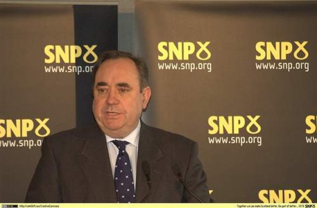 Marea Britanie, "scindata": Premierul scotian denunta pozitia lui Cameron la Bruxelles