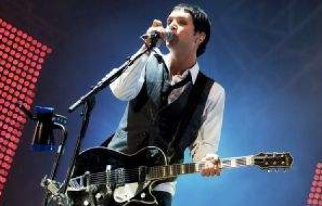 Placebo se intoarce in Romania