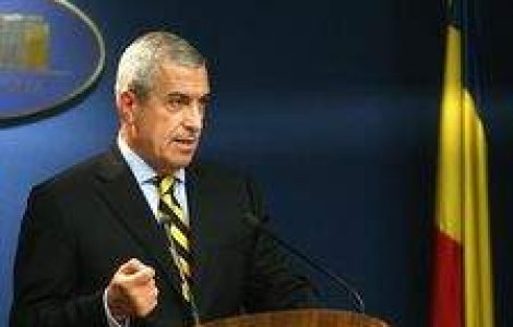 Tariceanu ii cere lui Boc daune de un miliard de lei vechi pentru acuzatiile aduse in cazul Sterling