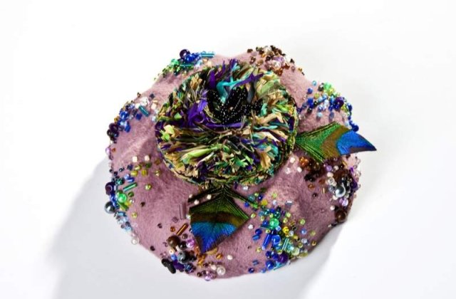 Pierde-ti capul cu creatiile marca Kristina Dragomir