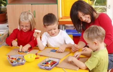 Asistentii maternali vor avea contracte individuale de munca